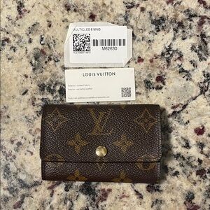 Louis Vuitton Key Holder